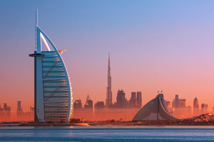 Πλήρες Ντουμπάι με ολοήμερη ξενάγηση στο Άμπου Ντάμπι και σαφάρι 4×4 στην έρημο – Πτήσεις με Aegean ή Emirates | Φεβρουάριος – Μάιος 2024