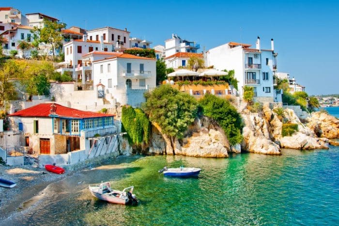 ΑΠΟ ΤΟ ΒΟΥΝΟ ΤΩΝ ΚΕΝΤΑΥΡΩΝ ΣΤΟ ΝΗΣΙ ΤΟΥ ΠΑΠΑΔΙΑΜΑΝΤΗ | Δεκαπενταύγουστος 2025