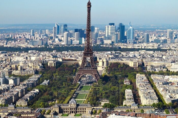 BONJOUR PARIS, ΣΤΟΝ ΜΑΓΙΚΟ ΚΟΣΜΟΣ ΤΗΣ DISNEYLAND – ASTERIX | ΙΟΥΛΙΟΣ – ΑΥΓΟΥΣΤΟΣ 2025