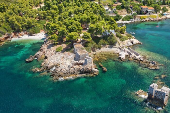 ΣΚΥΡΟΣ, Η ΑΝΕΜΟΕΣΣΑ ΚΥΡΑ ΤΩΝ ΣΠΟΡΑΔΩΝ | ΙΟΥΝΙΟΣ – ΙΟΥΛΙΟΣ 2025